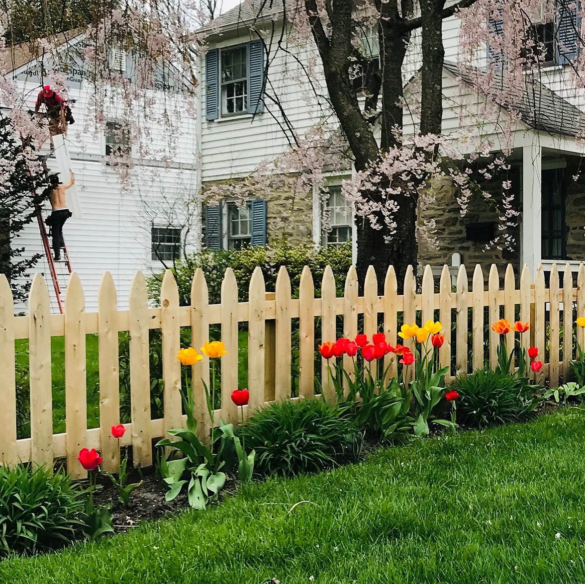 WoodenPicketFence